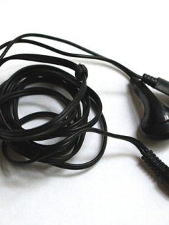 headphones earbuds