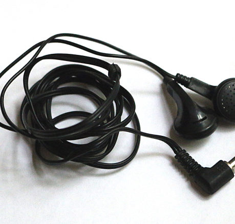 headphones earbuds