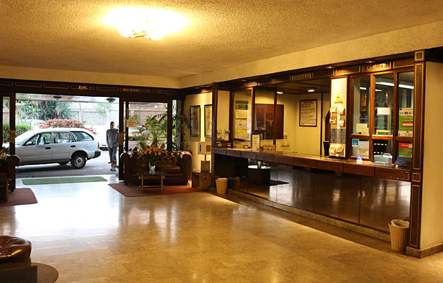 Sentrim Boulevard Hotel Nairobi lobby