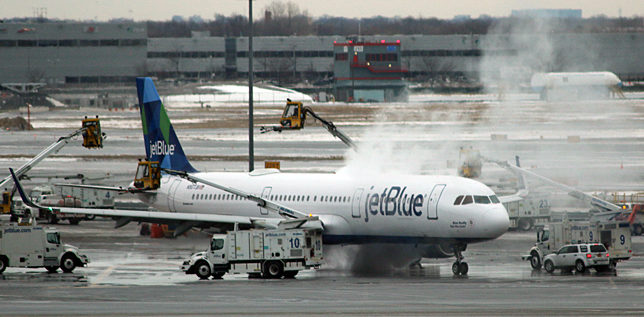 JetBlue Airways deice