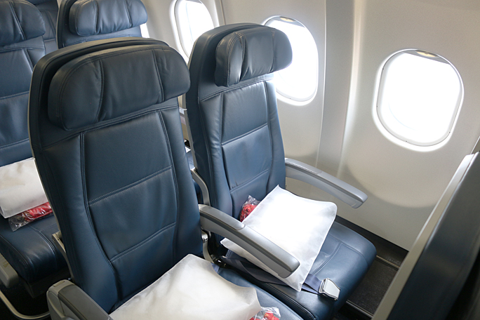 Economy class seat Delta Air Lines