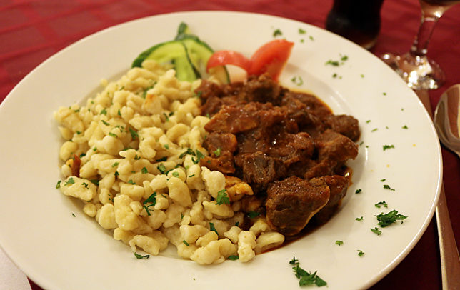 Hanna Orthodox Glatt Kosher restaurant Budapest