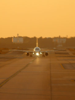 airplane taxiway