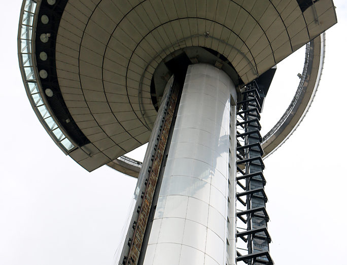 Faro de Moncloa Madrid