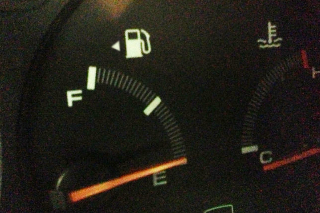 fuel gauge with triangle arrow