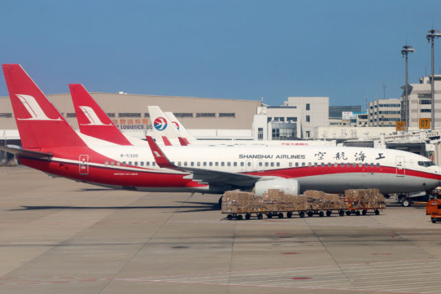 Shanghai Airlines airplanes
