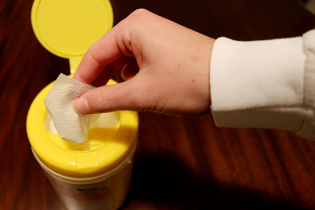 antiseptic wipes