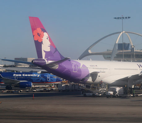 Los Angeles International Airport Sun Country Hawaiian Airlines