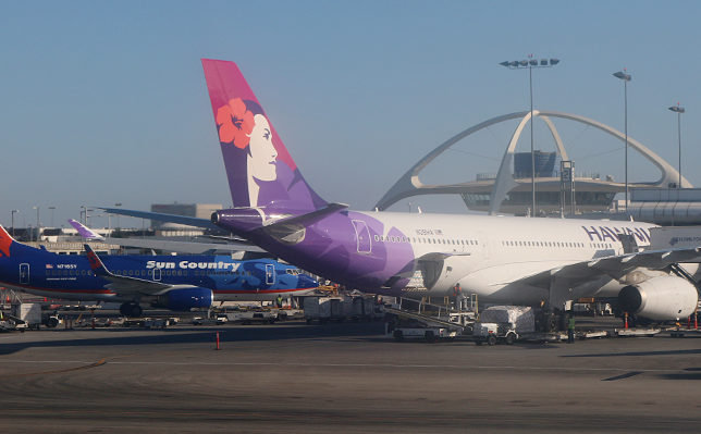 Los Angeles International Airport Sun Country Hawaiian Airlines