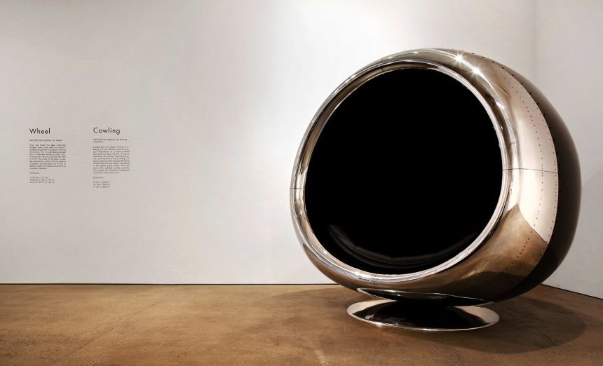 Boeing 737 cowling chair