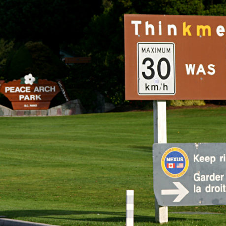 Kilometers to Miles at Canada border