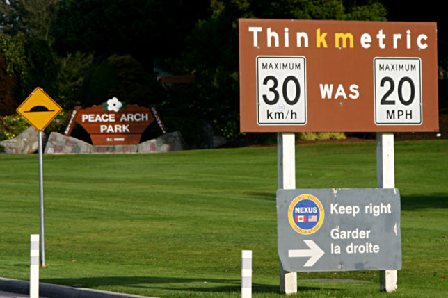 Kilometers to Miles at Canada border
