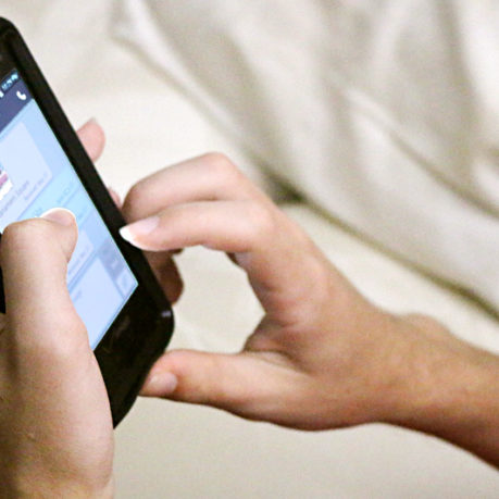 Texting sending text messages