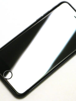 mobile telephone Apple iPhone 7