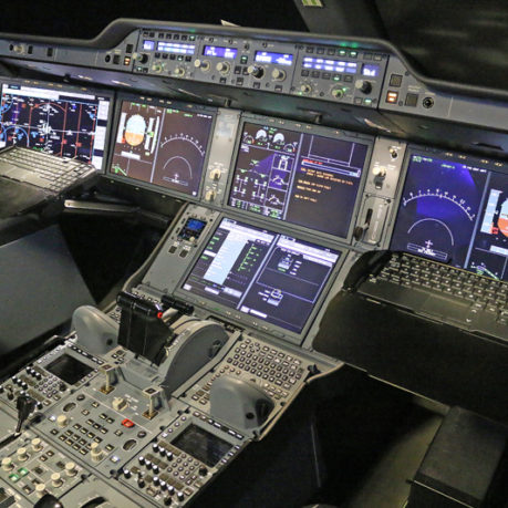 Airbus A350 flight simulator