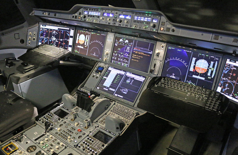 Airbus A350 flight simulator