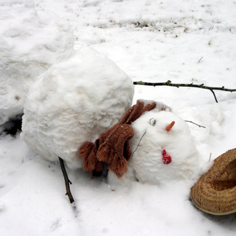 Fallen snowman