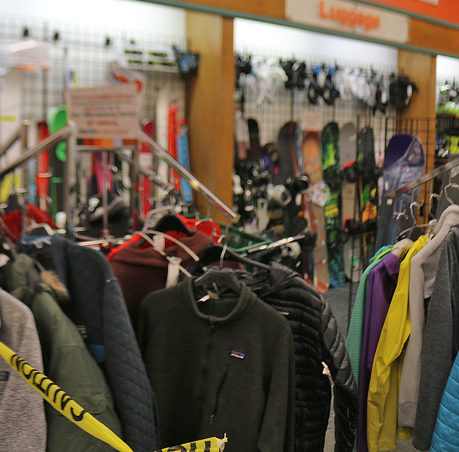 Unclaimed Baggage Winter and Ski Event