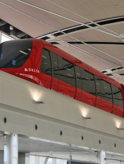 Tram Detroit Airport