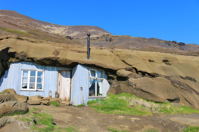 Laugarvatnshellir Iceland