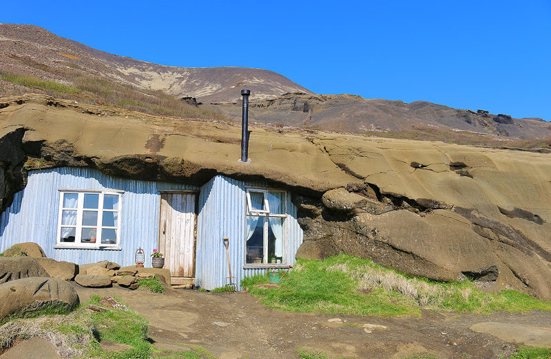 Laugarvatnshellir Iceland