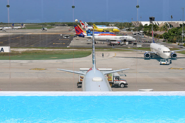 Punta Cana lounge pool