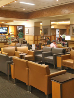 Admirals Club Lounge Atlanta