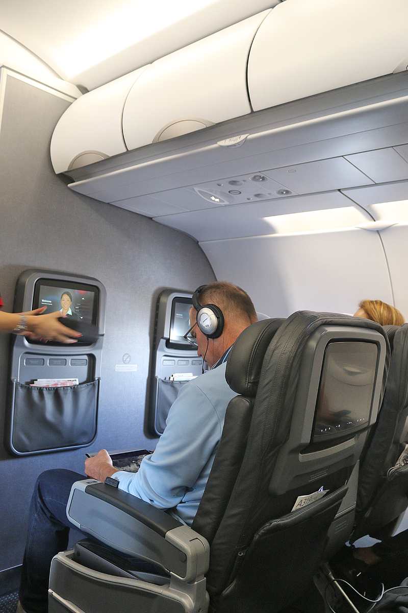 American Airlines International Business Class between Bogota and Miami