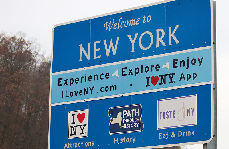 Welcome to New York highway sign