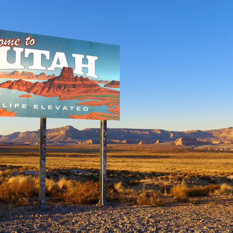 Utah welcome sign