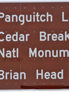 Brian Head highway sign