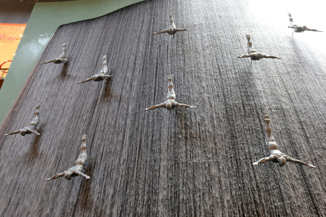 Dubai Mall Waterfall Wall United Arab Emirates