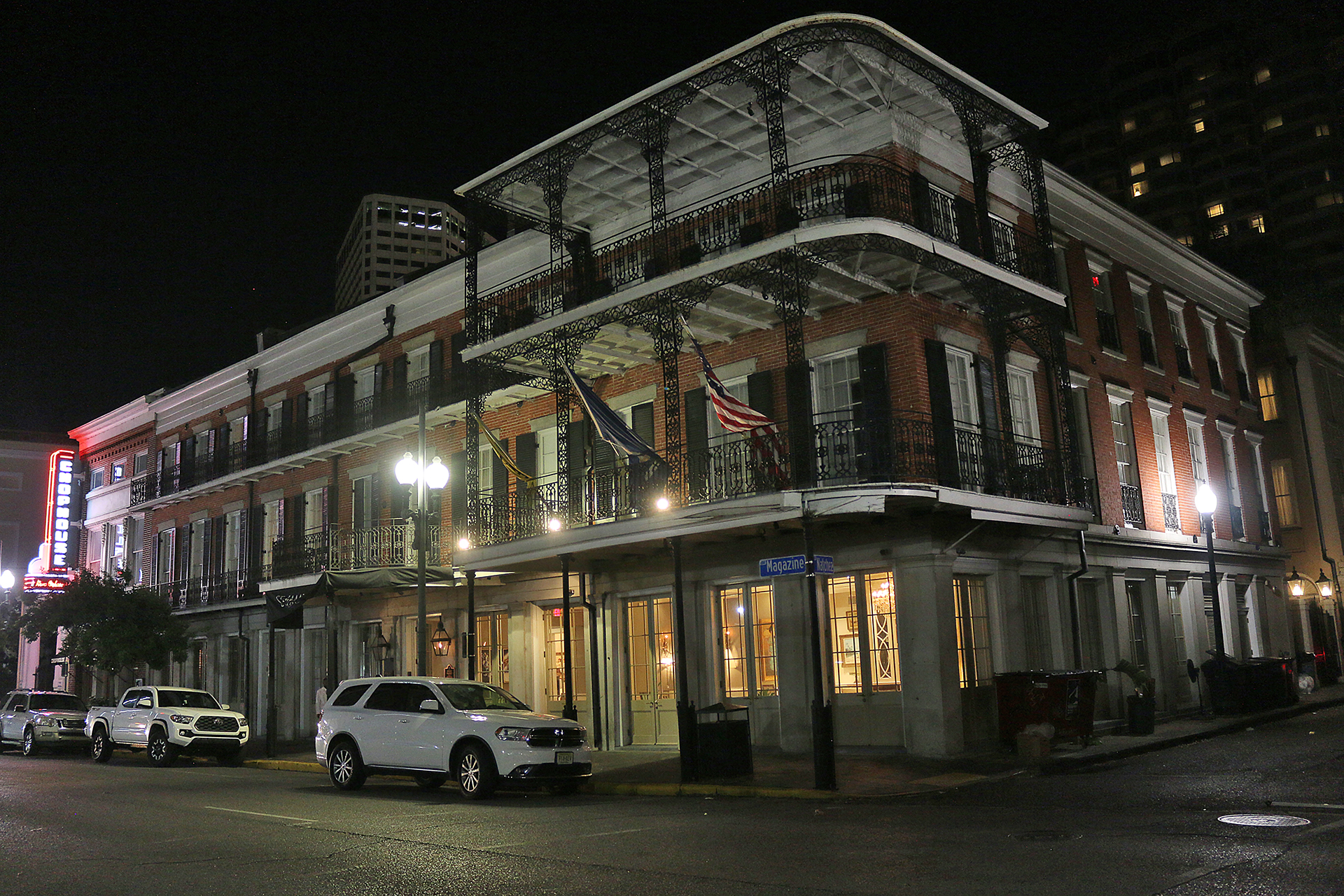 voco Saint James Hotel New Orleans