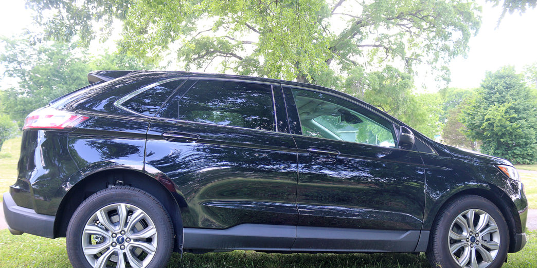 2022 Ford Edge Hertz