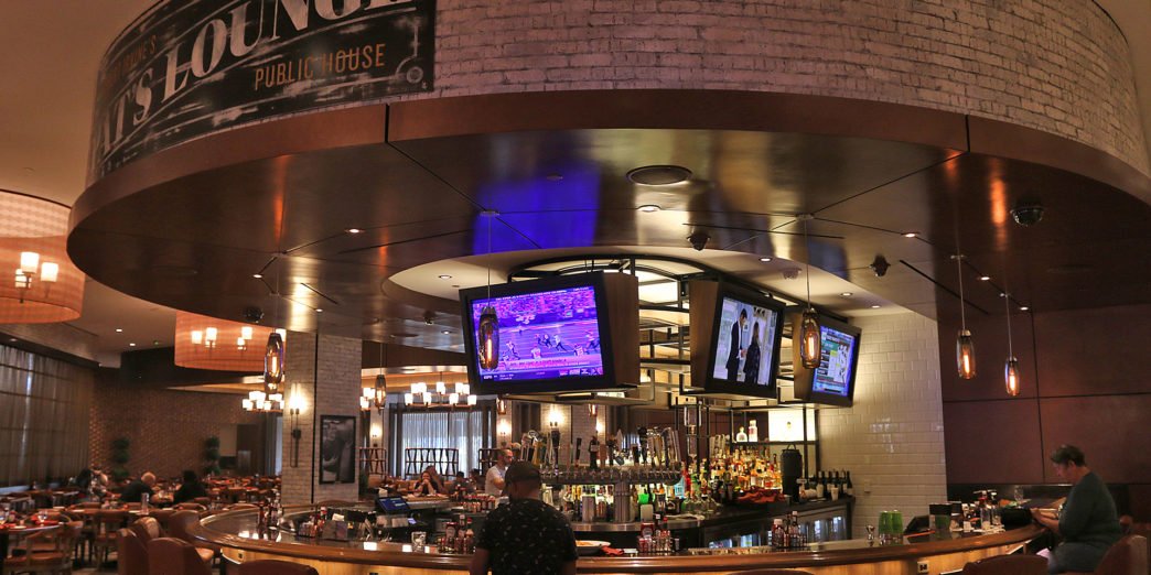 Robert Irvine’s Public House