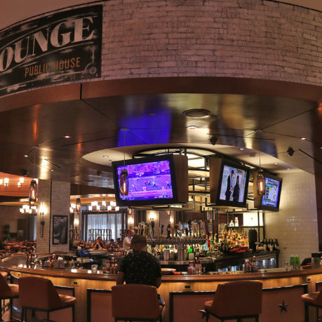 Robert Irvine’s Public House