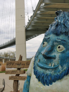 Bob Kerrey Pedestrian Bridge