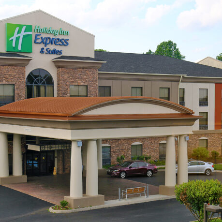 Holiday Inn Express & Suites Knoxville-Farragut