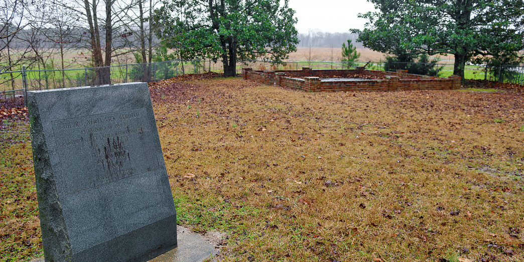 Newitt Vick Memorial Graves Vicksburg