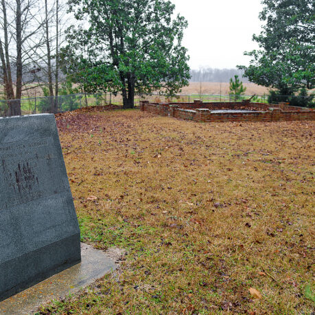 Newitt Vick Memorial Graves Vicksburg