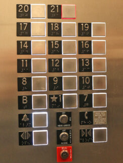 Tru by Hilton Denver Downtown Convention Center elevator