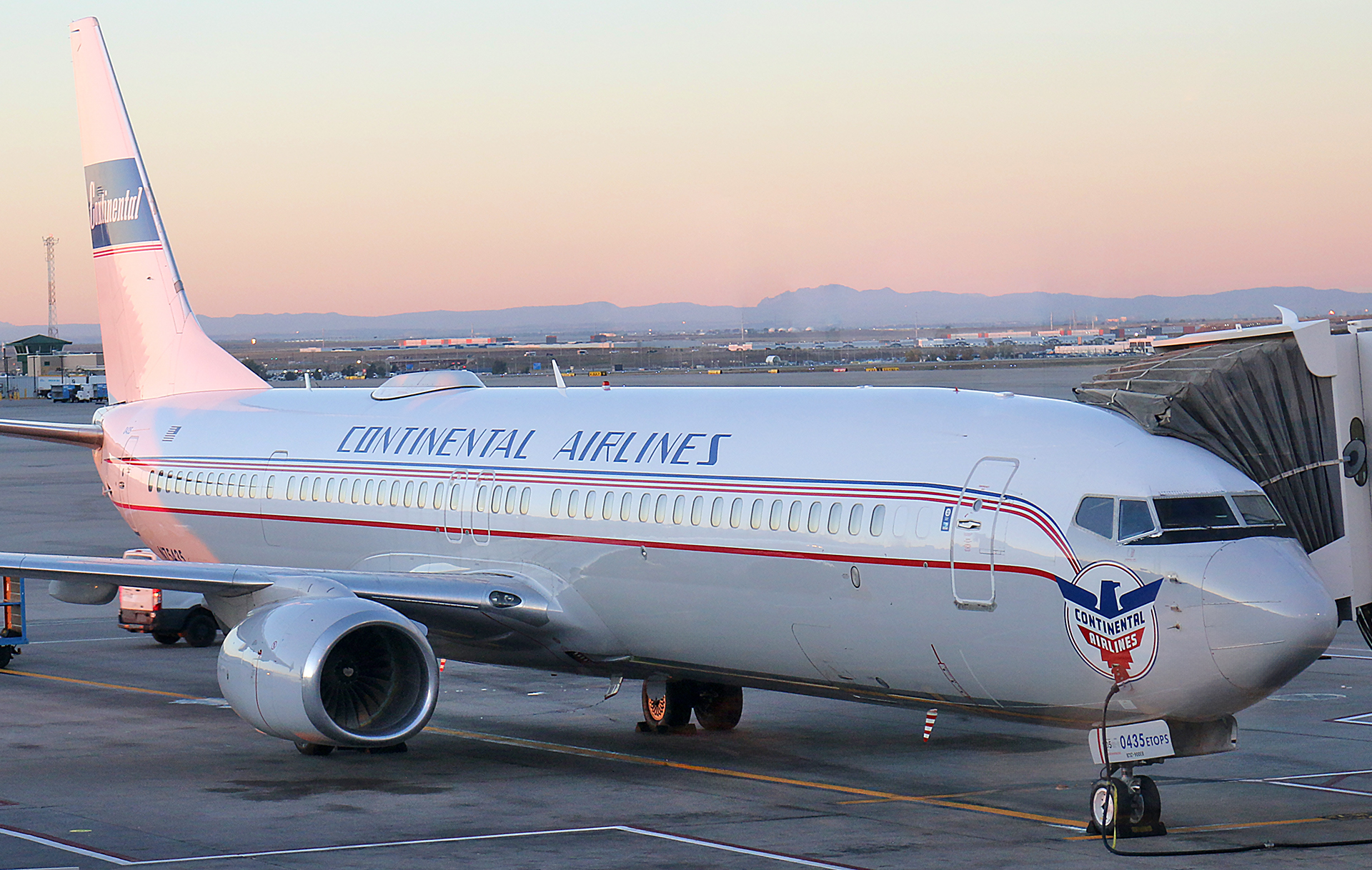 United Airlines Continental Airlines Vintage Livery