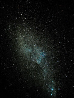 a starry sky with many small white dots