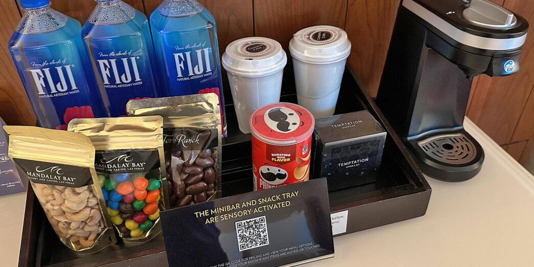 a coffee machine and coffee cups
