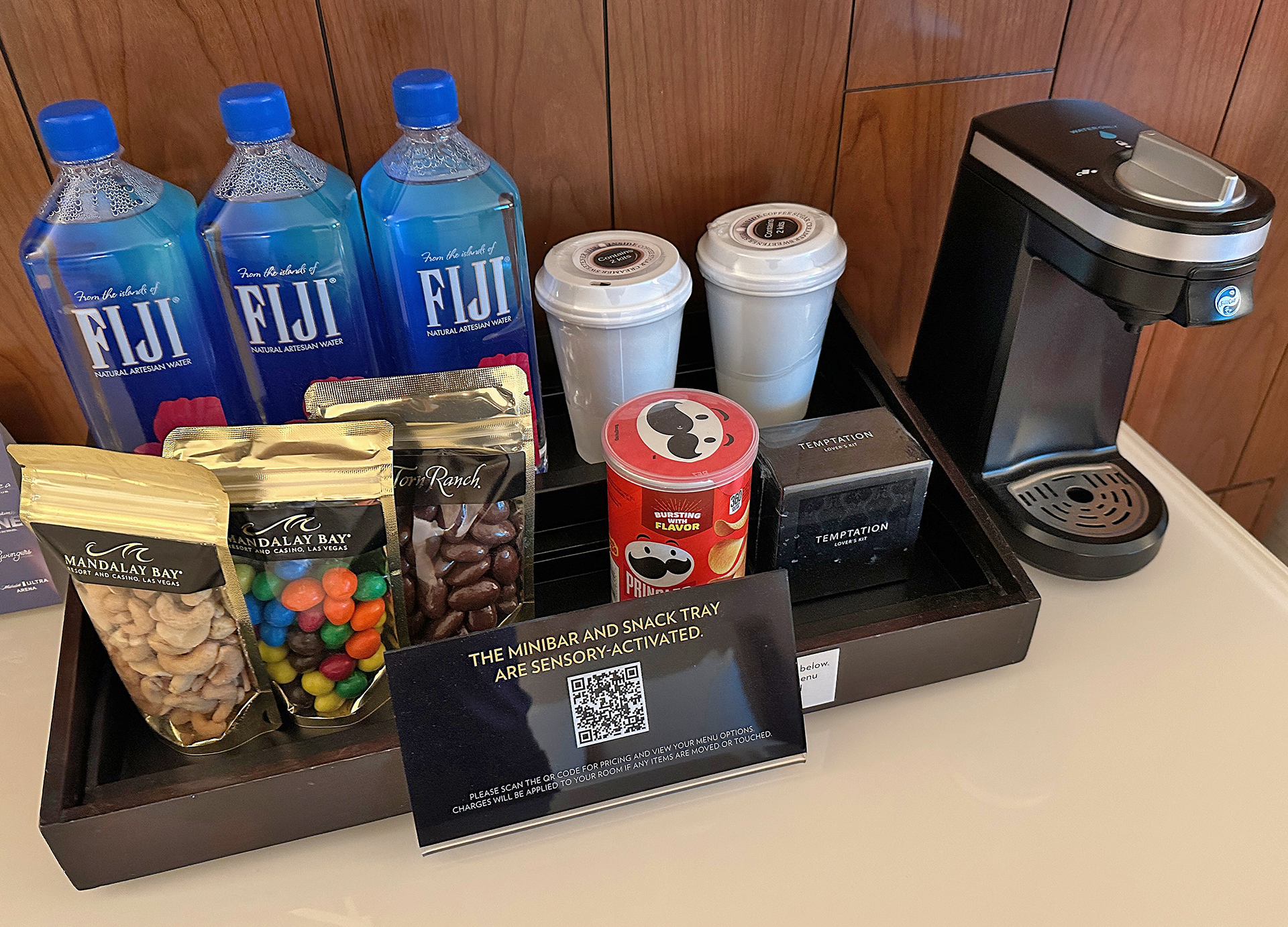 a coffee machine and coffee cups