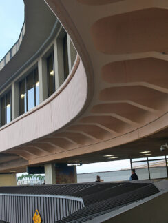 a building with a curved roof