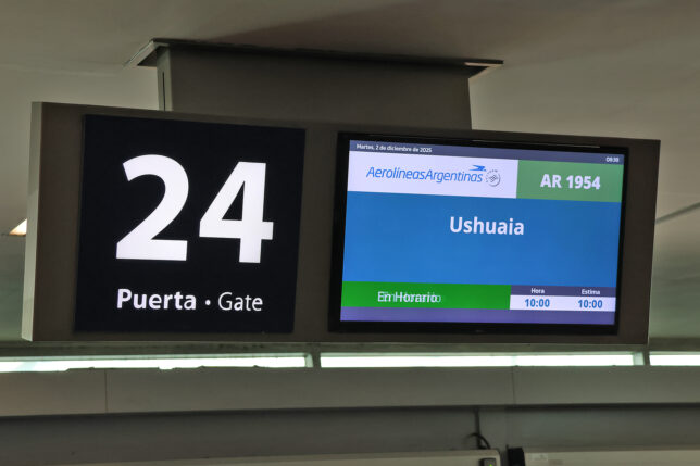 a sign with numbers and a number on it